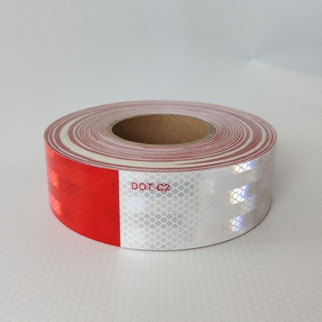 Tela refletiva de alta intensidade DOT C2 para caminhão de cores branca e vermelha