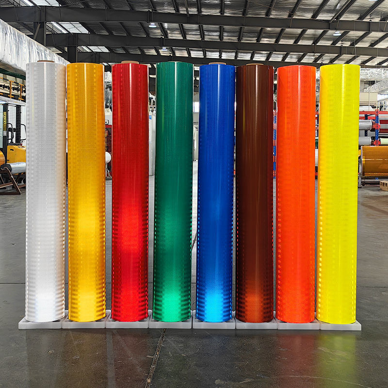 Folha retrorrefletora de alta intensidade prismática 1,22m*45,7m certificada 10 anos Micro prismática retrorrefletora para sinais de segurança rodoviária