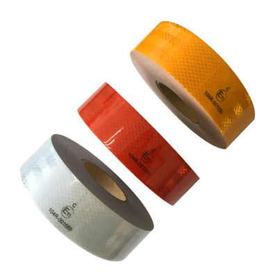 Bom preço Adesivo refletor vermelho branco amarelo ECE 104R Faixa refletora para caminhão on-line