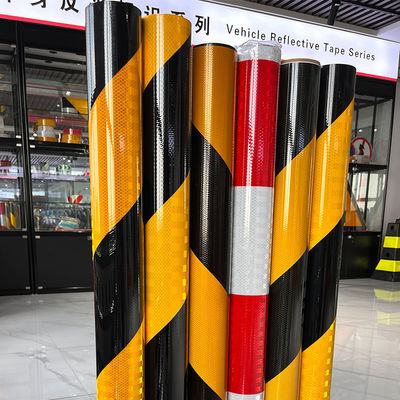 Bom preço Folha refletora prismática de riscas amarelas e pretas personalizada para aviso de segurança rodoviária on-line